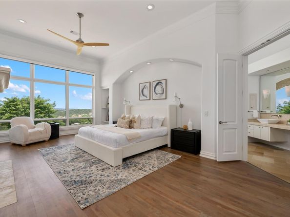 2547 Waymaker WAY, Austin TX 78746