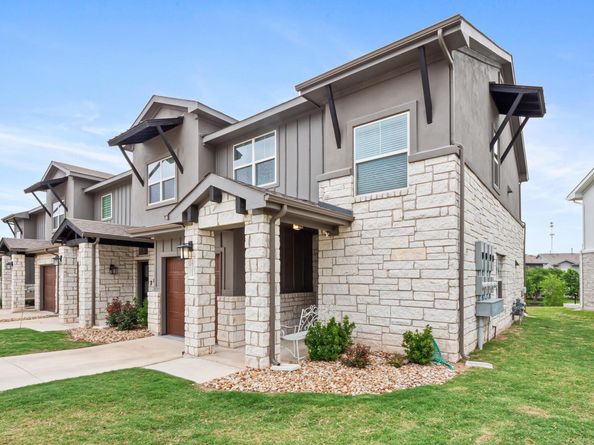 2301 Local Rebel LOOP, Leander TX 78641