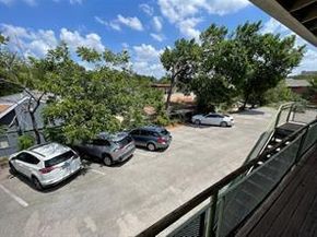 304 E 33rd ST 24, Austin TX 78705
