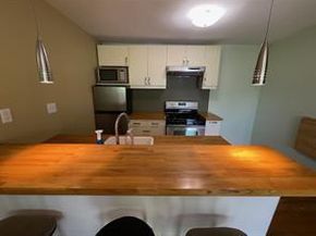 304 E 33rd ST 24, Austin TX 78705