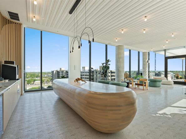 44 East Ave 4302, Austin TX 78701
