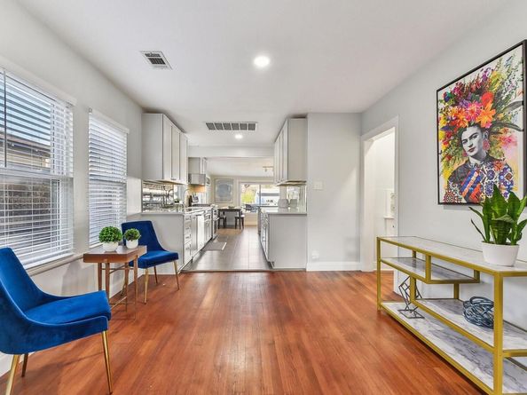 906 E 43rd ST, Austin TX 78751