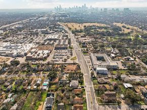 906 E 43rd ST, Austin TX 78751