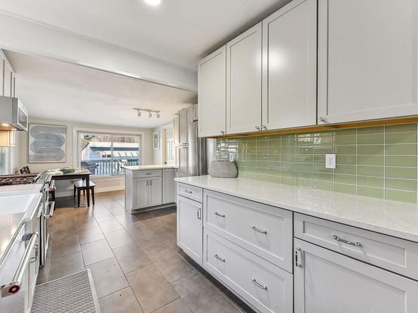 906 E 43rd ST, Austin TX 78751