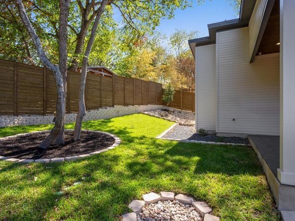 1719 Bunche RD, Austin TX 78721