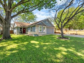 9306 Curlew DR, Austin TX 78748