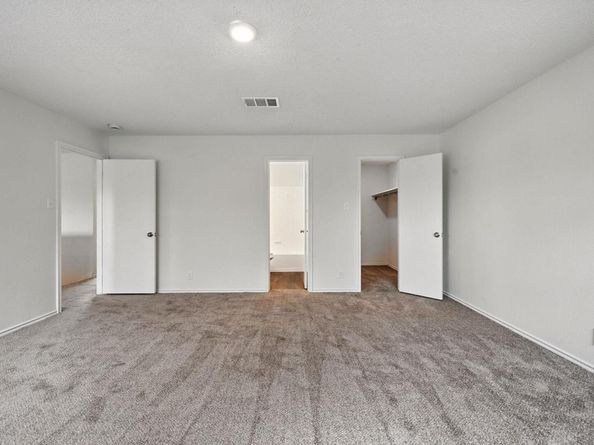 2947 Donnell DR, Round Rock TX 78664