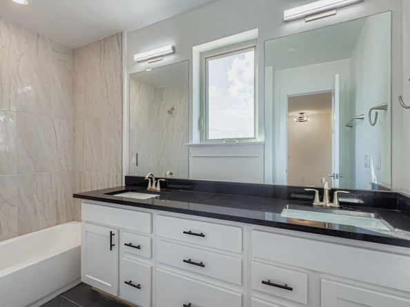 302 Tesla CIR, Austin TX 78681