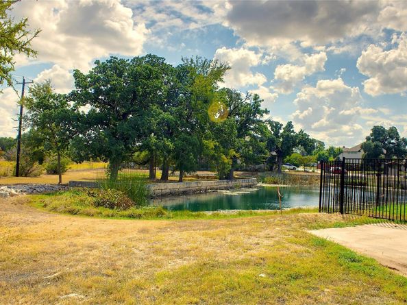 302 Tesla CIR, Austin TX 78681