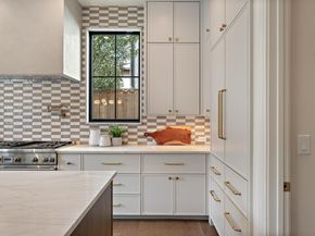 2705 Warren ST, Austin TX 78703