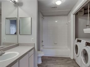 2320 Gracy Farms LN 1131, Austin TX 78758