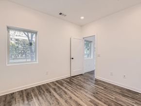 5924 S Congress Ave 11S, Austin TX 78745