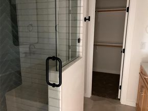 18500 Roundrock RD, Jonestown TX 78645