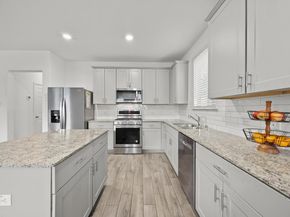 124 Banyon DR, Liberty Hill TX 78642