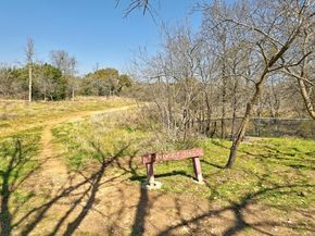 11301 Blairview LN, Austin TX 78748