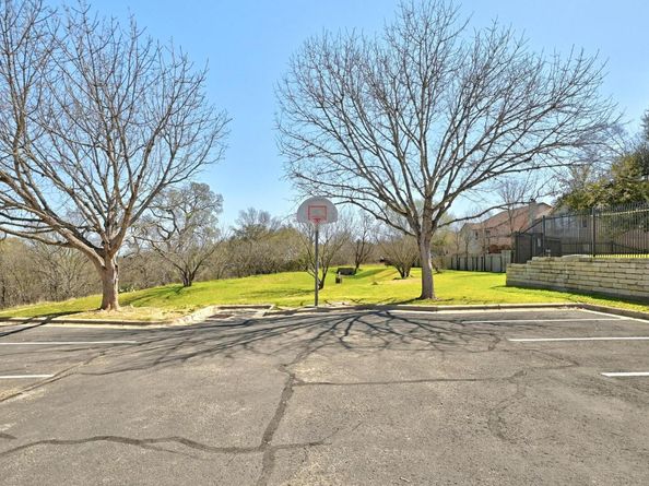 11301 Blairview LN, Austin TX 78748