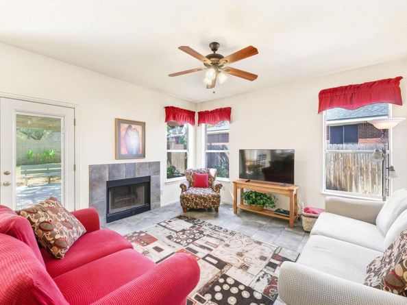 6617 Bramber LN, Austin TX 78754