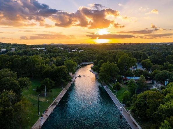 2801 Horseshoe Bend Cv, Austin TX 78704
