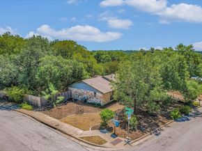 2801 Horseshoe Bend Cv, Austin TX 78704