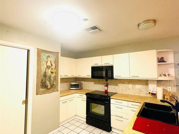 40 N Interstate 35 4C2, Austin TX 78701