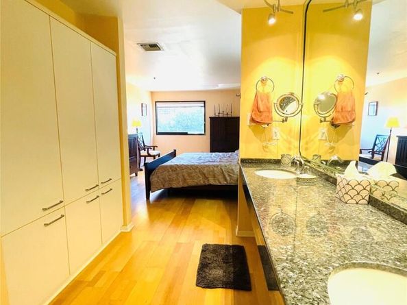 40 N Interstate 35 4C2, Austin TX 78701