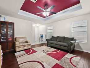 137 Hillhouse LN, Manchaca TX 78652