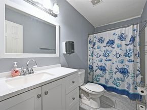 137 Hillhouse LN, Manchaca TX 78652
