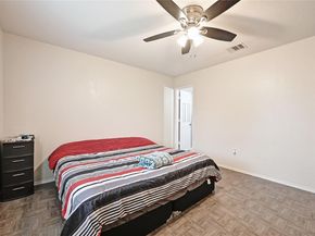 137 Hillhouse LN, Manchaca TX 78652