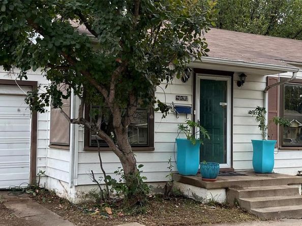 5013 Gilbert DR, Fort Worth TX 76116
