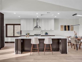 112 Paragon CT