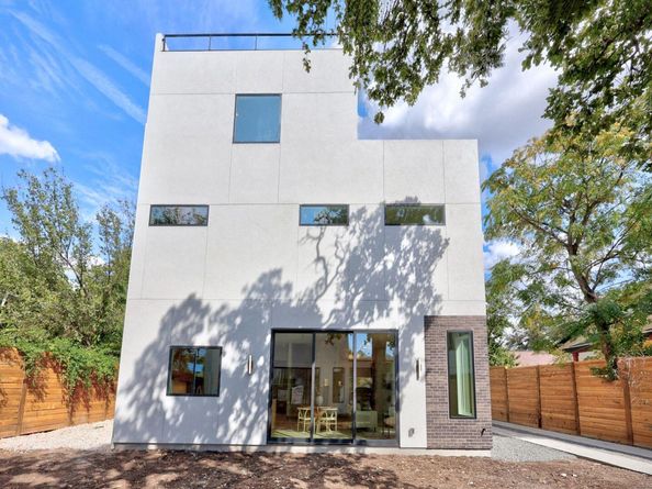 1175 Navasota ST 2, Austin TX 78702
