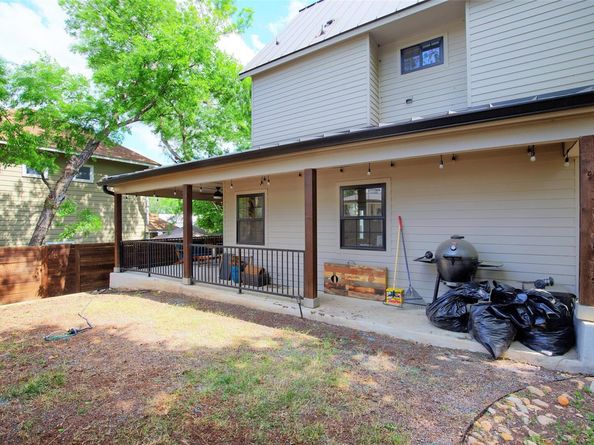 2205 Sl Davis Ave 2, Austin TX 78702