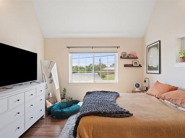 2205 Sl Davis Ave 2, Austin TX 78702