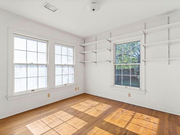 5610 Joe Sayers Ave, Austin TX 78756