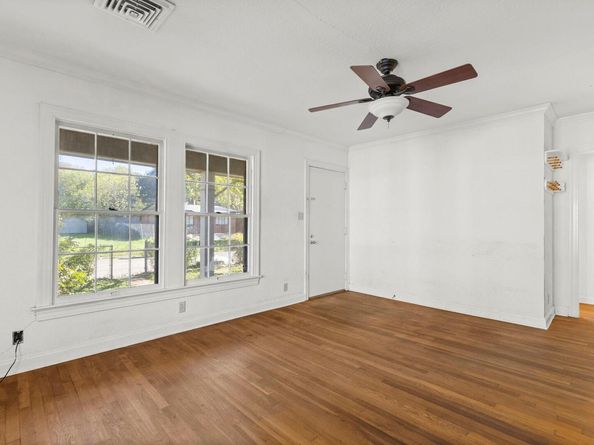 5610 Joe Sayers Ave, Austin TX 78756