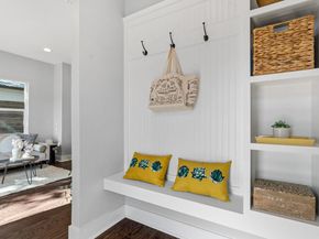 304 Blackson Ave A, Austin TX 78752