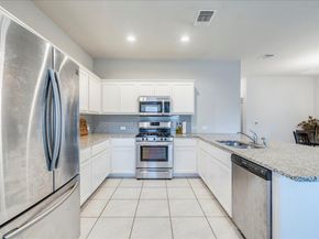 7013 Loretta White Lane, Austin TX 78744