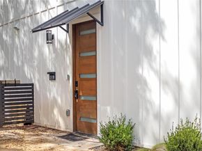 1111 W Annie ST B, Austin TX 78704