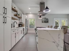 1111 W Annie ST B, Austin TX 78704