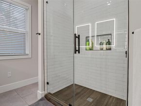 1111 W Annie ST B, Austin TX 78704