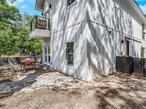 1111 W Annie ST B, Austin TX 78704