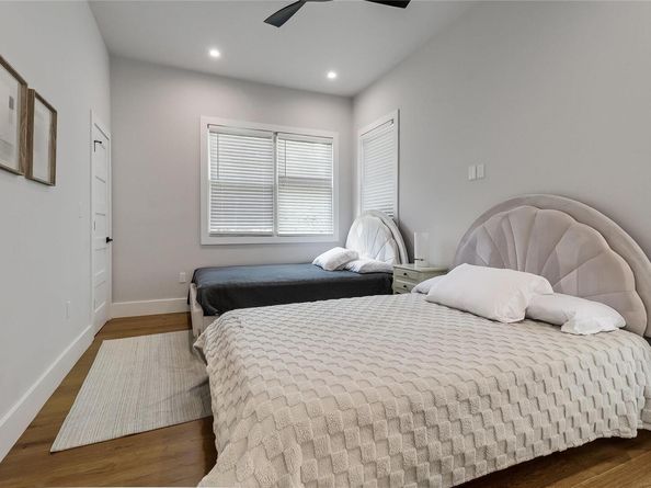 1111 W Annie ST B, Austin TX 78704