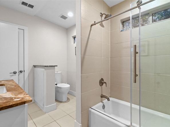 1118 Gillespie PL, Austin TX 78704
