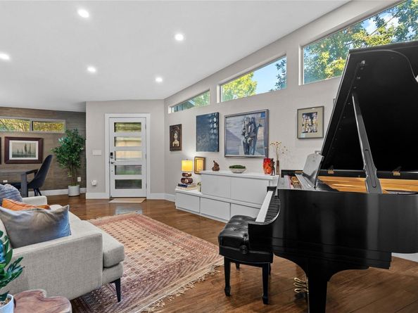 1118 Gillespie PL, Austin TX 78704
