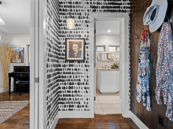 1118 Gillespie PL, Austin TX 78704
