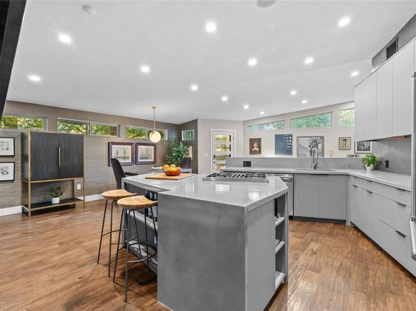 1118 Gillespie PL, Austin TX 78704
