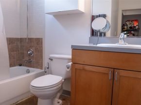 2401 E 6th ST 6100, Austin TX 78702