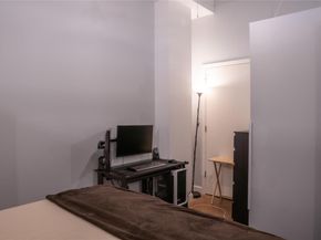 2401 E 6th ST 6100, Austin TX 78702