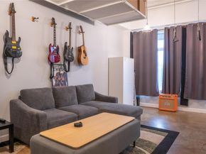 2401 E 6th ST 6100, Austin TX 78702