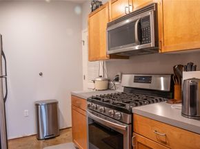 2401 E 6th ST 6100, Austin TX 78702
